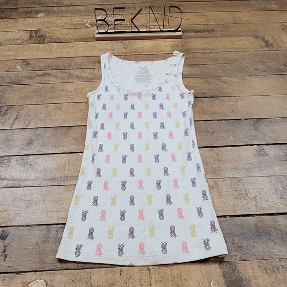 Faded Glory Tops - Faded Glory pineapple tank top